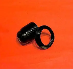 High Quality E12 E14 E26 E27 Led Bulb Holder Plastic Lamp Socket Screw Easy Installation Minimalist Modern Indoor