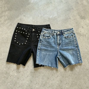 OEM ODM Custom Eco Distressed 14oz Vintage Wash Snow Wash Denim Shorts Rhinestone Raw Hem Side Zipper Streetwear Men's Jorts