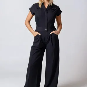 Yilong Fashionable Jumpsuit Notch Collar Wide Leg Pants Professional Women Nursing Scrubs Sets Breathable Comfortable