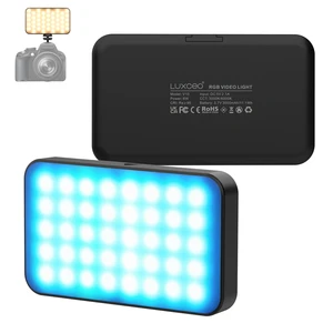 LED Photography Lighting RGB Video Light 6W 3000K/6000K Color Temp 3000mAh Battery CRI 95 1/4 Screw Hole 500LM >1.8 Hours