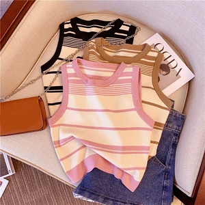 New Arrival Women Vintage Tank Top Wholesale Short Casual Sweater Vest Striped Sleeveless Crop Knit Sweater Vest