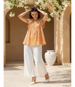 Women Casual Cambric Top Elegant Soft Fabric Summer Fashion Blouse Comfortable Loose Fit Daily Wear Top for Vacation Office