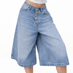 Women's Mid Waist Denim Shorts Skinny Fit Straight Leg Medium Washed Cotton Casual Autumn Style Button Front Waterproof Floral