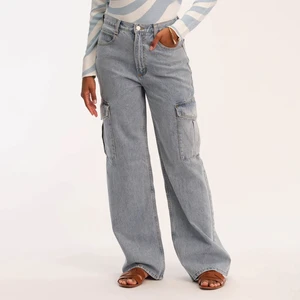 2025 OEM High Quality Winter Flat Front Women's Baggy Jeans with Multi Pockets Anti-Static & Customized Options