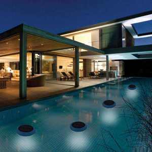 Solar LED Floating Pool Light White IP66 Waterproof PVC for Outdoor Swimming Pool