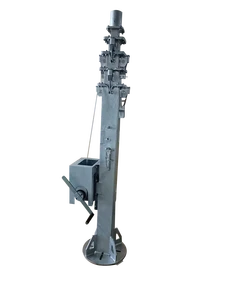 Outdoor Hot Dip Galvanized Steel Mast for Solar Monitoring Lighting Towers 5 Sections 180KM/H Windproof