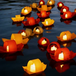 Floating Boat Shaped Wishing LED Lanterns Waterproof RiverCandle Lights Romantic DecorLamp For Pool Lake Wedding Festival Party
