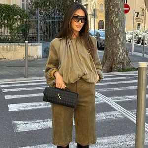 Custom Women's Satin Bubble Hem Jacket Blouse For Ladies Zip Up Shirt