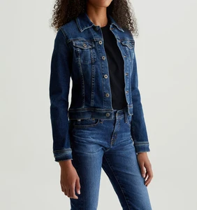 Latest Fashion Custom Women's Coats and Jacket Autumn and Spring Fashion Down Collar Casual Long Sleeves Women Denim Jacket