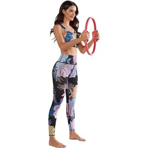 Best Selling Lightweight Breathable Plaid Women's Yoga Set 2-Piece Custom Logo 100% Polyester Wholesale