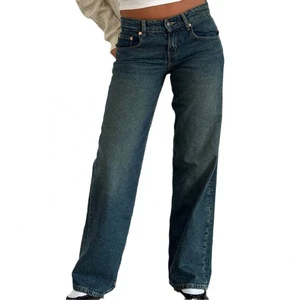 High Quality Women's Denim New Women's Straight Leg Jeans
