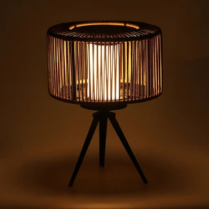 Solar-powered Rattan Desktop Backyard Decorative Dustproof Standing Led Solar Desktop Lamp