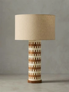 Nordic Linen Shade Offset Brick Pattern Wood Desk Table Lamp Custom Modern Hotel Villa Bedroom Restaurant Art Decor Lighting