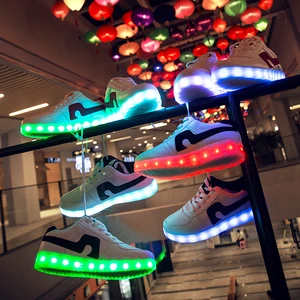 New Design Unisex LED Shoes Sneakers/LED Light up Kids Running Shoes