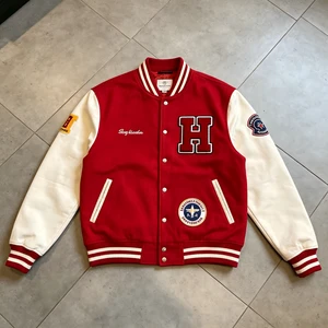 Custom Vintage Streetwear Red Varsity Jacket Letterman Jacket With Faux Leather Sleeves Cotton Blend Varsity Bomber Jacket