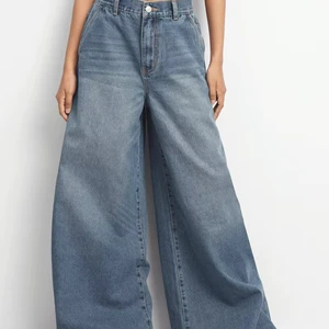 Lupin felt Best Selling 2025 Women's Light Wash Tea Stain Extreme Wide Leg Jeans Breathable Plus Sized Women Jeans Pant OEM