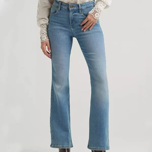 OEM Professional Manufacturer Women Denim Jeans Hot Sale Customized Solid Color Casual Women Jeans Pants At Reasonable Price