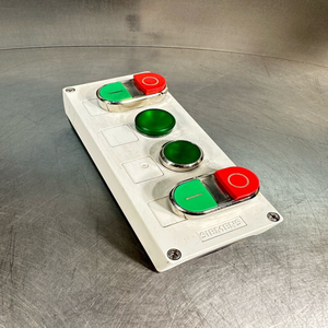 3SU1804-0AA00-0AB1 Indicator Light 7.4.2 Industrial PLC Automation Equipment Status Indication Lamp