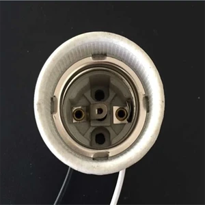 CE Certification and Screw Style Ceramic Bulb Holder E27 Socket