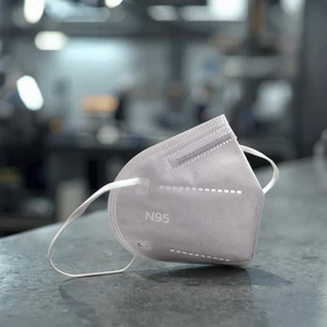 CE Certified Disposable 5-Layer KN95 Medical Grade Face Mask with Anti-PM2.5 Protection EN14683 Standard 2-Year Shelf Life