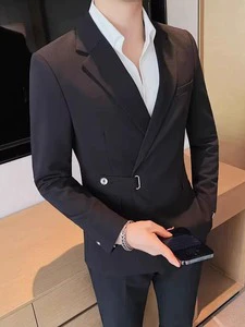 Luxury the New Men's Casual Suit, a Trendy British Jacket, Exudes a Cool and High-end and Is a Fitted Men's Solid Color Suit