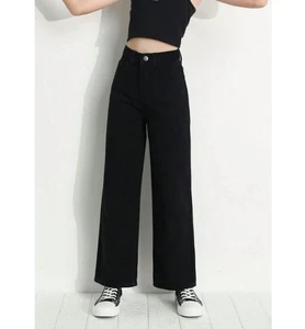 Women's Custom Denim Pants Mid-Waisted Sexy Style Straight Leg Breathable Eco-Friendly Customized Color Jeans OEM Service