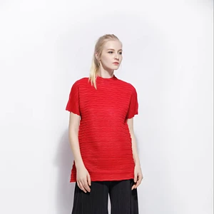 Issei Miyake Korean Gentle Style Pleated Knit Top Crew Neck Short-Sleeve Design Elastic Slim-Fit Version Age-Reducing Cute