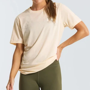 Hot Selling Summer T-shirt Women Comfortable Tshirt for Women Plus Size Flexible Women Tshirts Bulk Loose Tshirt Women OEM Tee