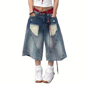 New Women's Plus-size Street Style Distressed Washed Denim Shorts with an Oversized Fit