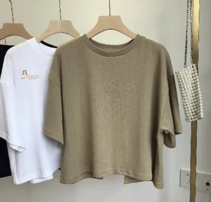 Simple T-shirt for Women Wholesale T-shirt Fashionable Tops for Women