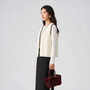 High Quality Wool Blend V-Neck Knitted Vest Loose Casual Style Sleeveless Cardigan Vest Women