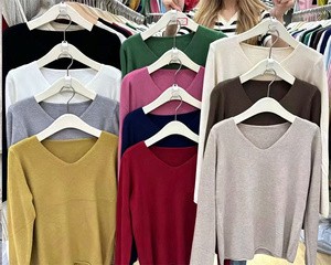 En Stock Suéter De Punto Mujer Jersey Plain Casual Autumn V-Neck Long Sleeves Women's Knitted Custom Label