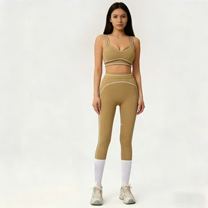 Wholesale Yoga Sets: Breathable, Quick-Dry Two-Piece Set with Front Logo for Women