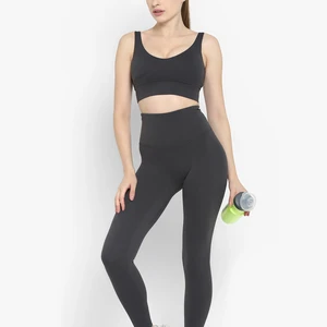 Top Trending Women's Yoga Set New Breathable Lightweight 2-Piece Sleeveless Elastic Waist with Custom Logo Women's Yoga Set