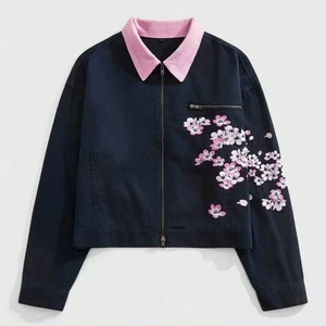 Floral Denim Jacket Navy Blue Pink Contrast Collar Cherry Blossom Print Zip-Up Casual Breathable Spring Streetwear Denim Jacket