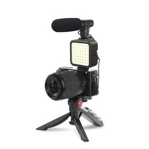 Factory Supply Wireless Portable Live Stream Vlogging Kit Video Making Equipment with Tripod LED Fill Light Live Stream Kit