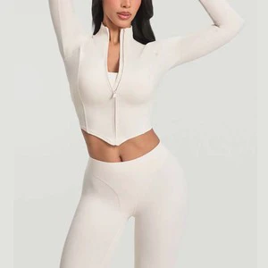 Hot Sale Women Sculpted Sports Wear Full Zipper Closure With Thumbholes Daily Wear Solid Crop Length Fitted Yoga Pilates Jacket