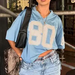 RUICHI American Streetwear Baddie Style Women's T-Shirt, Letter Print V-Neck Oversize Loose Casual Basic Top