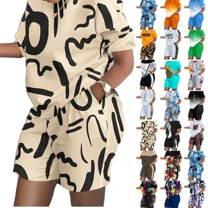 Women's Casual Fashion Two-Piece Suit Round Neck Short Sleeve Digital Printed T-Shirt with Elastic Waist Shorts Solid Pattern