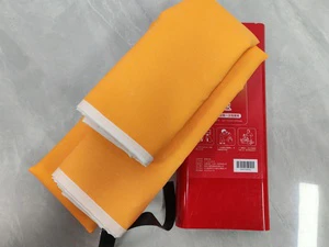 Fireproof Heat Resistant Fiberglass Mesh Safety Blanket 1.2m X 1.5m Emergency Fire Suppression Tool for Home Office