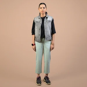 Relaxed Fit Cropped Trousers for Outdoor and Casual Fashion Premium Ladies Capri Pants Breathable Cotton Cropped Bottoms