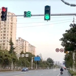 200mm(2inch) Red Green Rechargeable Road Construction Traffic Signal Light Stop Go PC Housing LED Cobweb Lens Indicator Warning