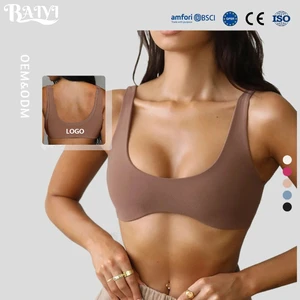 Customized Quick Dry Yoga Bra Women Supportive Sports Bra Breathable Moisture Wicking for Running Training Gym Fitness Top