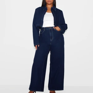 Plus Size Women's Mid Waist Dark Blue Wide Leg Denim Pants Summer Distressed Full Length Loose Fit Casual Style Pockets Button