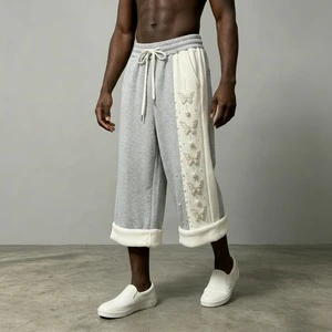 Oversized Color Block Cropped Capri Pants Men Butterfly Beaded Rhinestone Applique Fleece Cuff Casual Streetwear Trousers