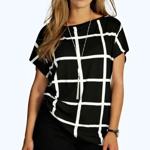 Women's Short Sleeve Round Neck Stripes Oversize T Shirt Graphic Tee Loose Casual Shirts Custom Blank Women Tee Shirts Plus Size