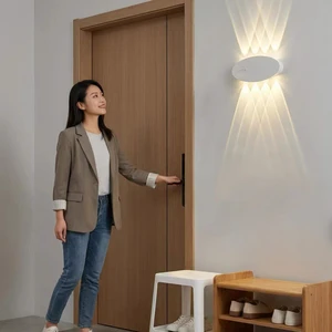 EGH Type-c Rechargeable 1200mAh Remote Control Smart Motion Sensor Black White Color 3 Heads Led Elliptical Night Light
