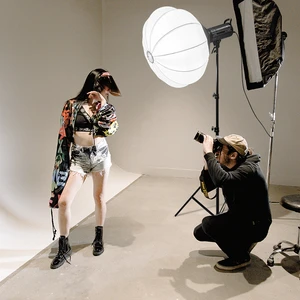 LIEQI COB Video Light 5600K CRI 967+ V-mount Photography Lighting Camera Light for Professional Photography