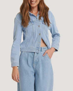 Breathable Women's Denim Jacket Reversible Quilted Winter Casual Slim Short High Quality OEM Customizable Detachable Hat