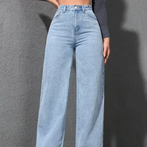 Women's Wide Leg Jeans Light Color Washed with Water Loose and Slimming Floor Length Denim Pants